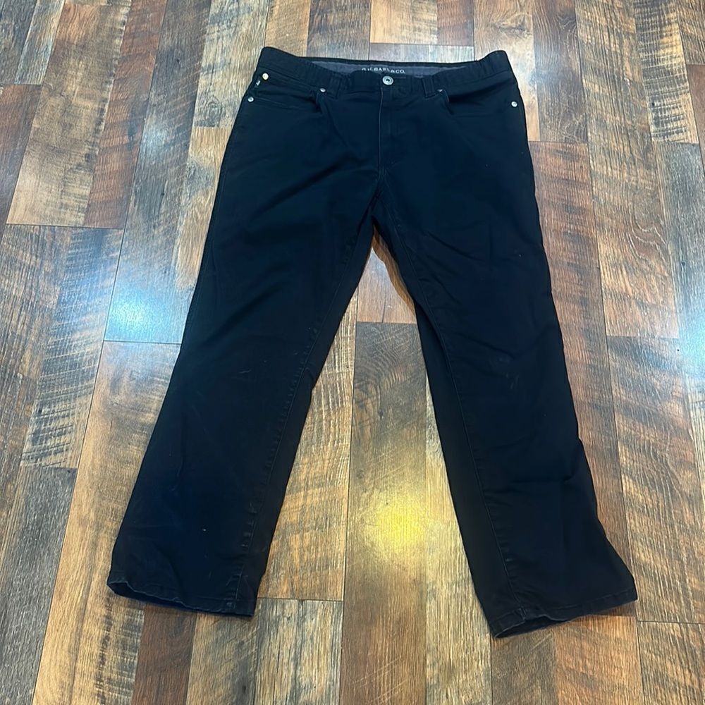 G.H. Bass & Co pants 34x30 (1850)